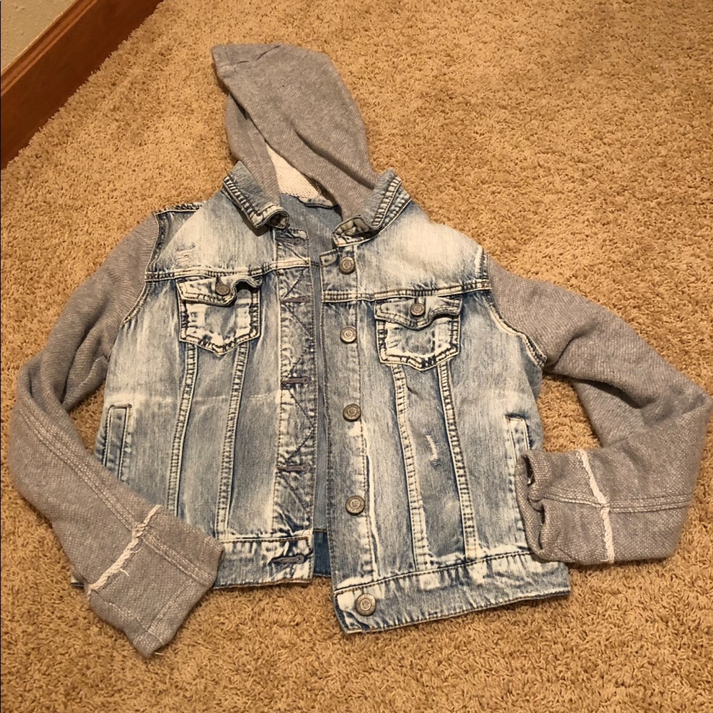 Women’s Jean Jacket